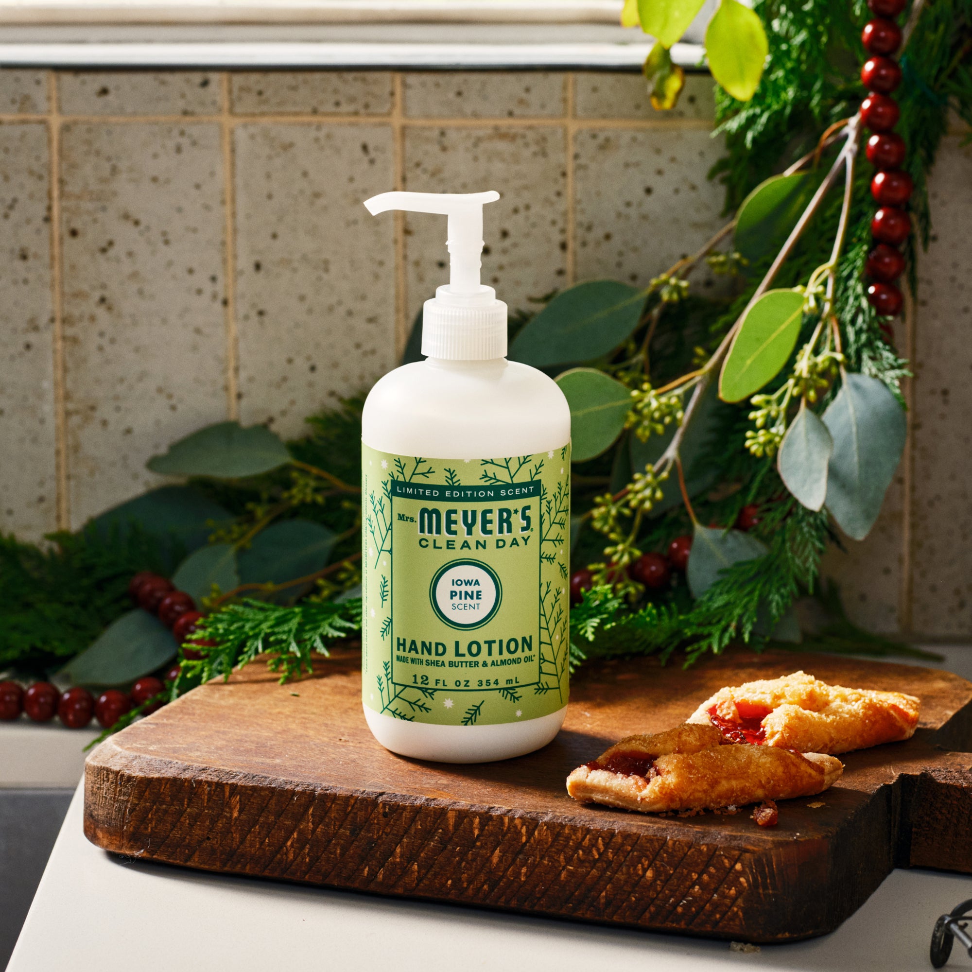 Iowa Pine Hand Lotion - Image 7